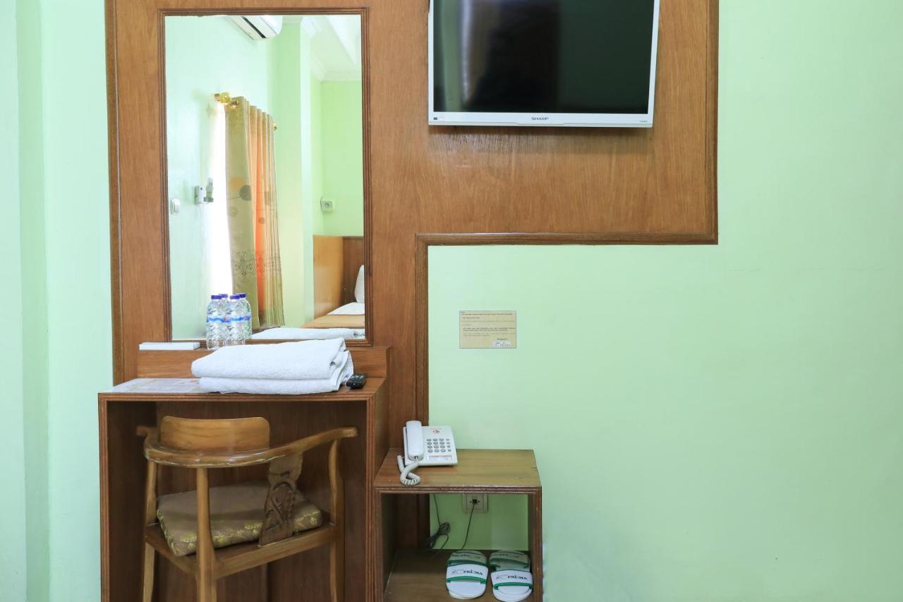 Hotel Prisma Sidoarjo Eksteriør billede