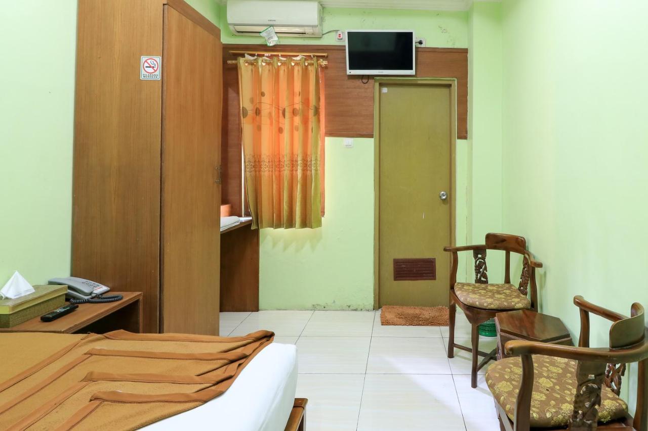 Hotel Prisma Sidoarjo Eksteriør billede
